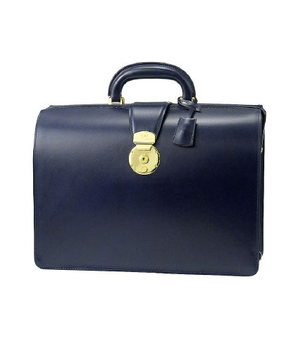 ルーガショルダー ブダレスバッグ