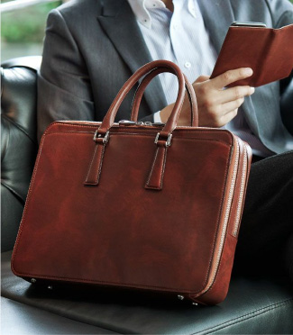 キプリスのレザーバッグ,革鞄,ブリーフケース,シラサギレザー