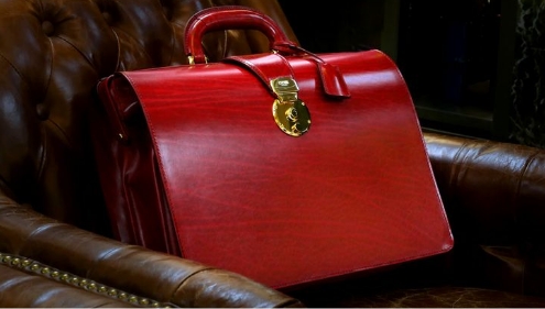 革財布キプリスのルーガショルダー（鞄）ケア動画