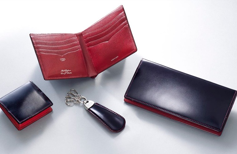 革財布キプリスのコードバン&シラサギレザー