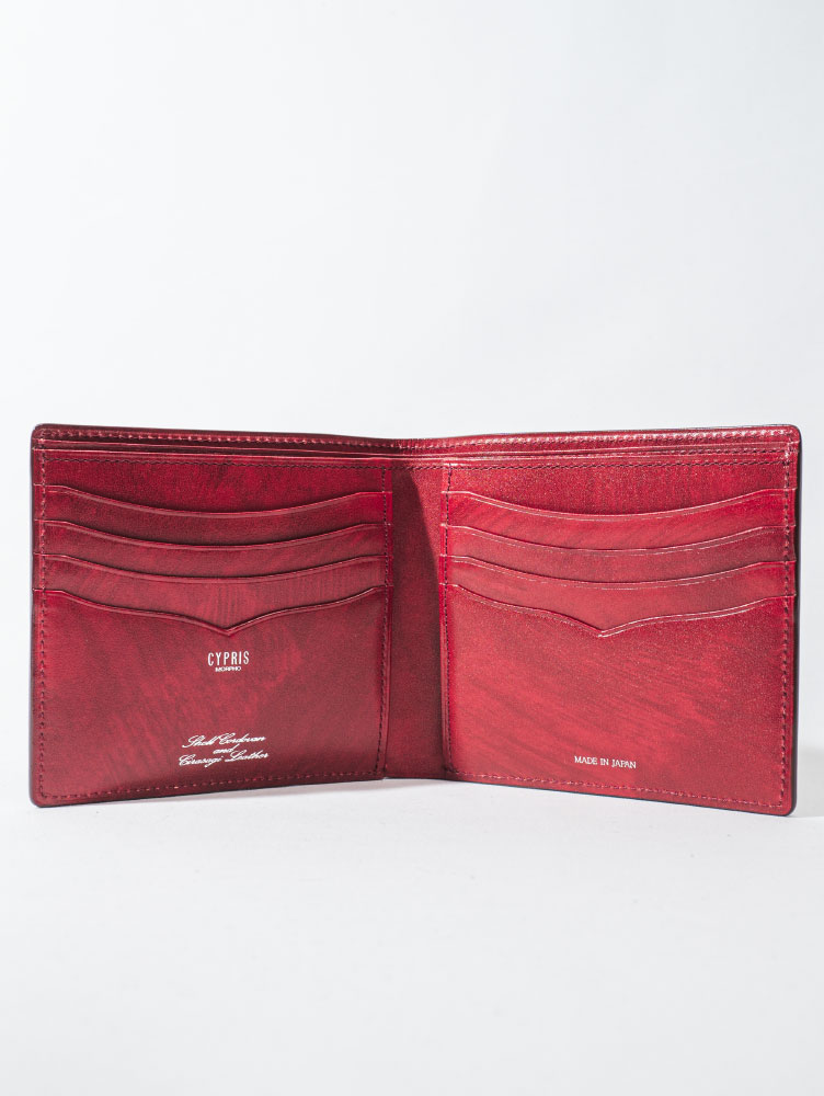 十分な収納力のカード札入れ｜コードバン&シラサギレザー