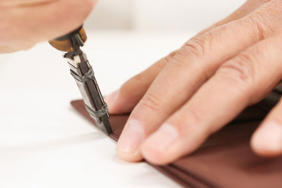 ネン引きをしているところ。