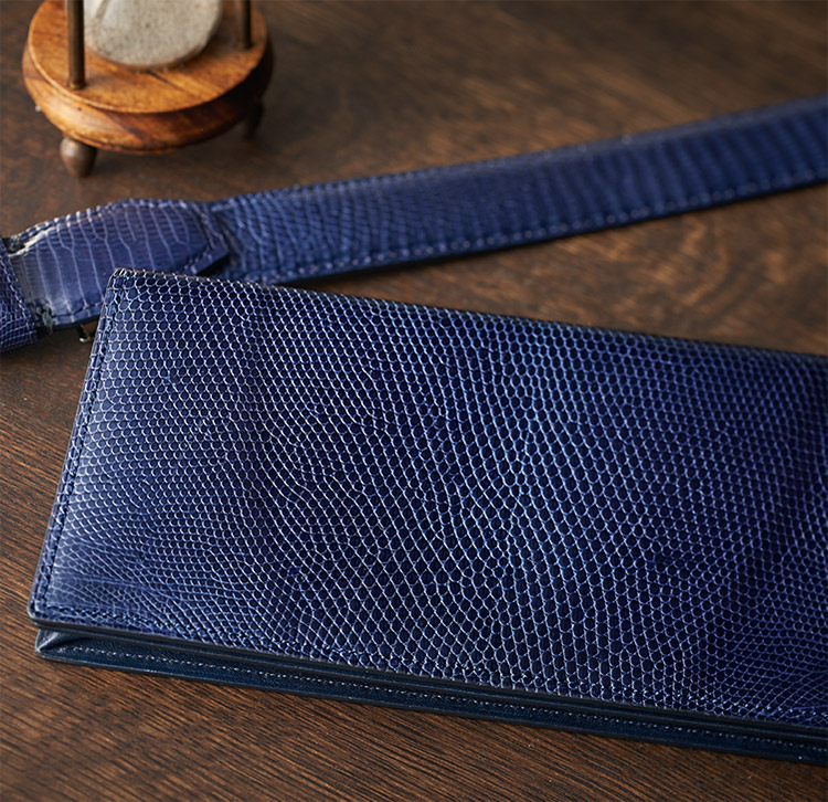 クロコダイルに次ぐ人気のエキゾチックレザー