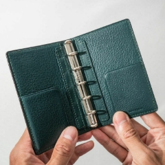 キプリスの勤労感謝の日おすすめギフト　手帳カバー