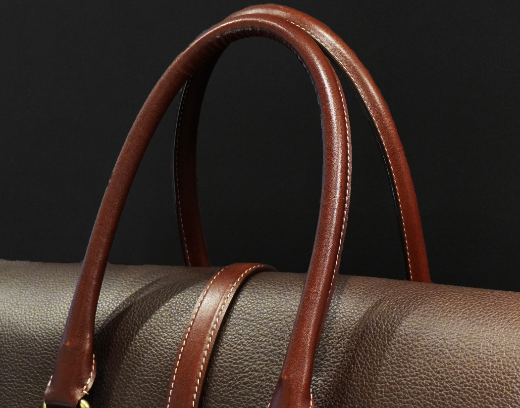 革鞄、レザーバッグのキプリス リボワールの持ち手部分やパイピング