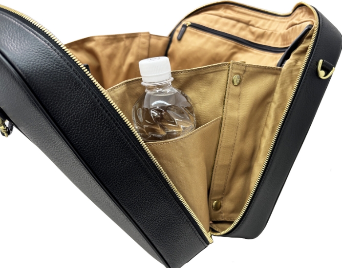 革鞄、レザーバッグのキプリス 両サイドのマチ部