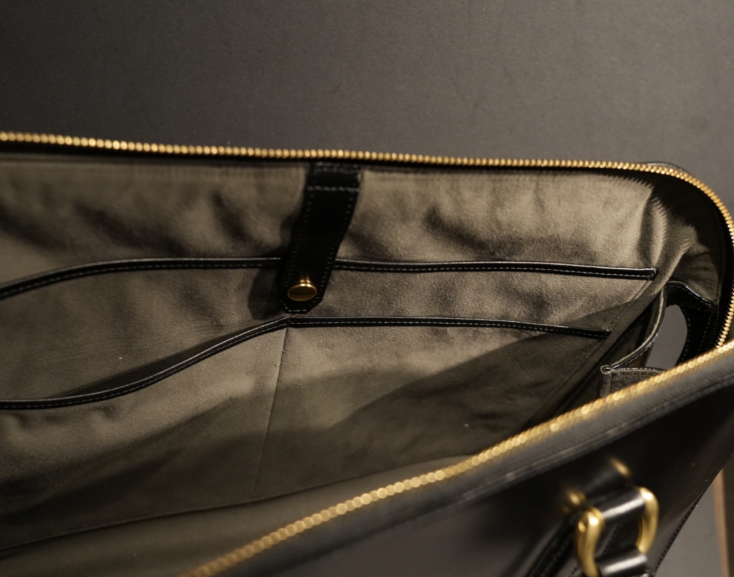 革鞄、レザーバッグのキプリス 内装素材