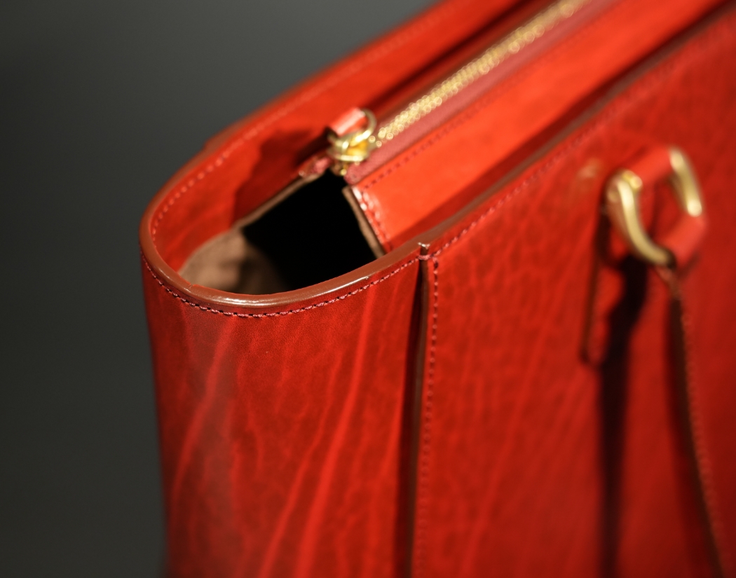 革鞄、レザーバッグのキプリス コバ処理