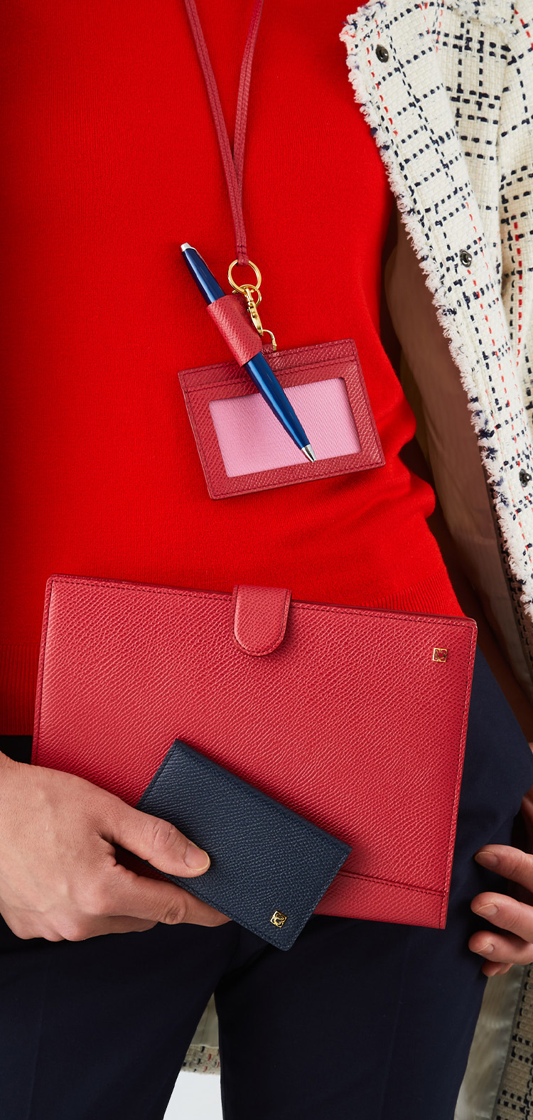 オフィスレザーアイテム,オフィス革小物,ビジネスシーン,社員証ケース,名刺入れ