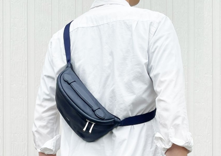 ミレニアル世代に人気の革小物ランキング1位　ボディバッグ Vivace