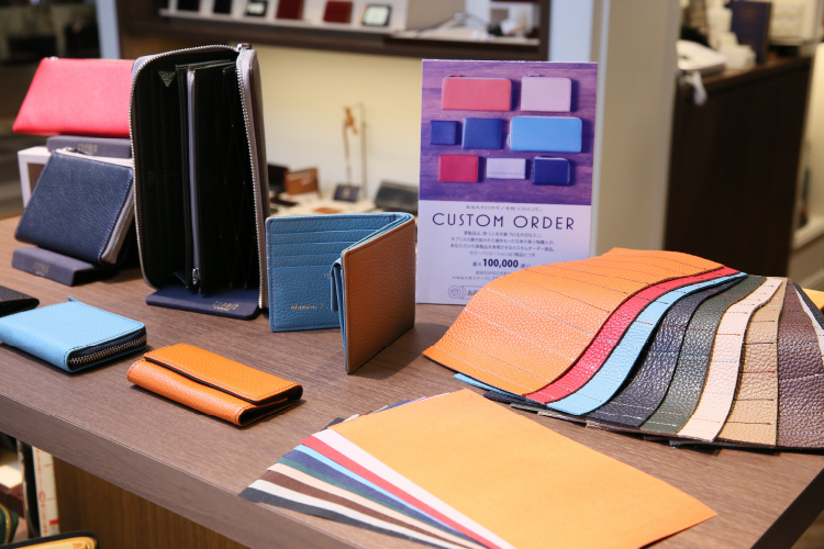 店舗の商品陳列棚