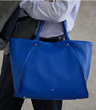 キプリスのレザートートバッグ,革鞄,ブリーフケース,シラサギレザー