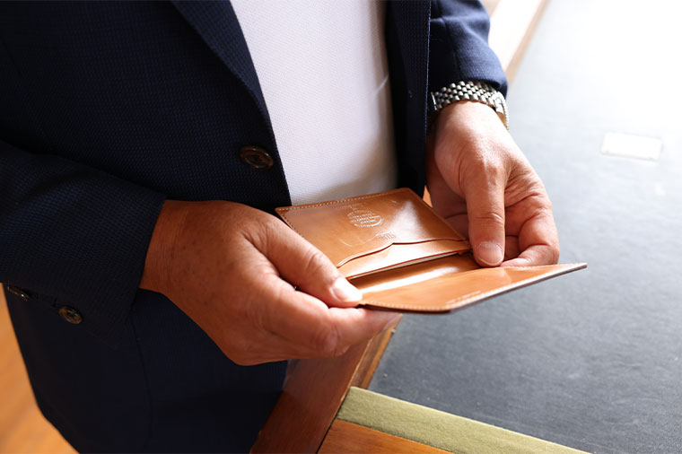 「開運！なんでも鑑定団（テレビ東京）」鑑定士 株式会社トーイズ代表取締役 北原照久さん愛用のキプリス名刺入れ