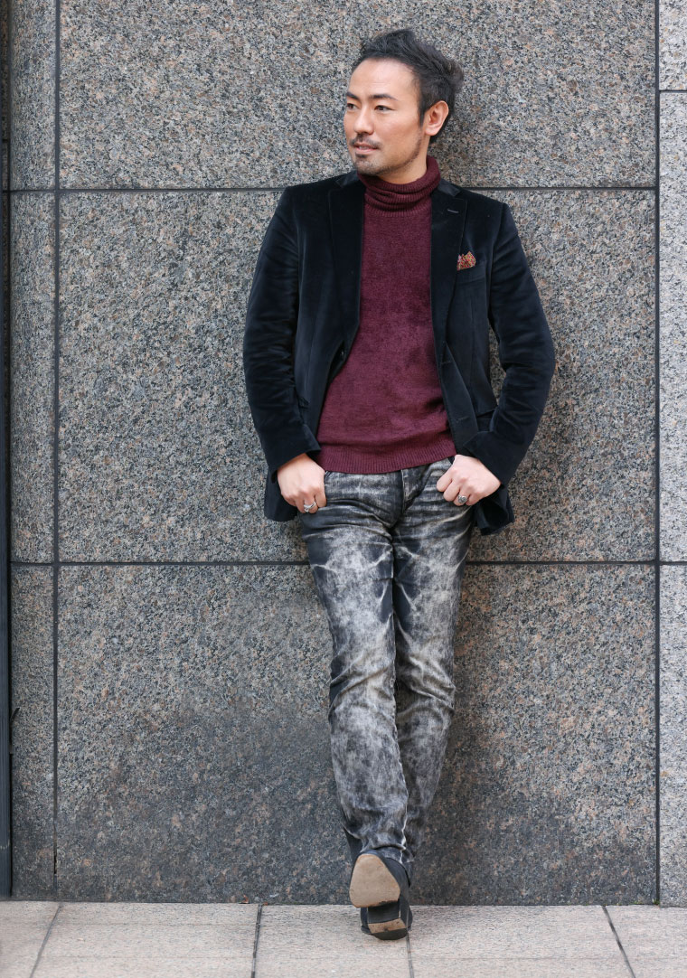 この日は、好みだというイタリアブランドのジャケットとパンツを身にまとっていた西川さん。演奏だけでなく、その風貌からも魅力が伝わってきます。