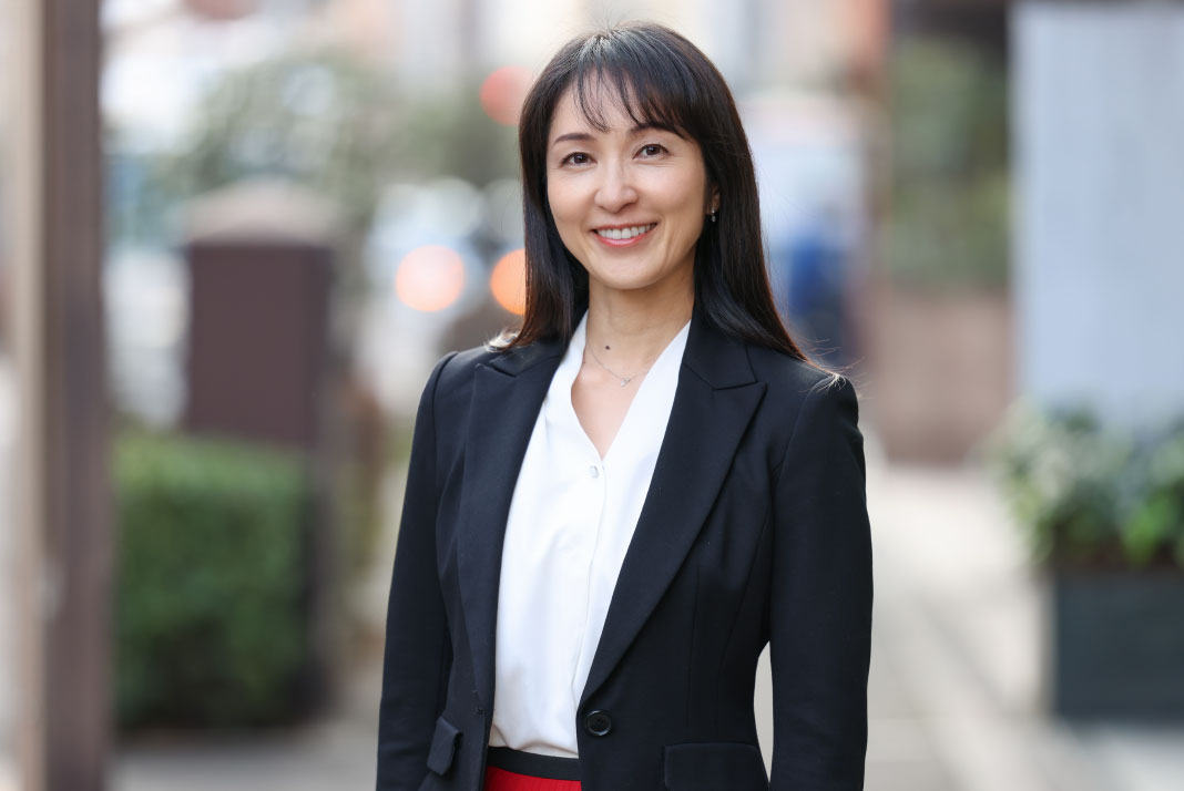 役者、脚本家 岩瀬 顕子さん