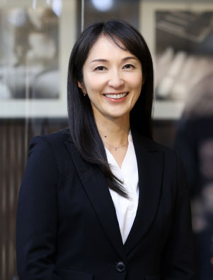 役者、脚本家 岩瀬顕子さん