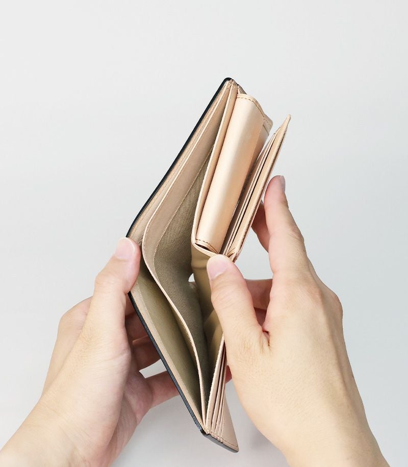 二つ折り財布(ベロ・小銭入れ付き札入)｜コードバン＆ベジタブルタンニンレザー