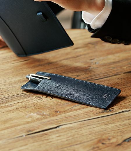 薄型ペンケース｜ペルラネラ -ステーショナリー- |革製品CYPRIS